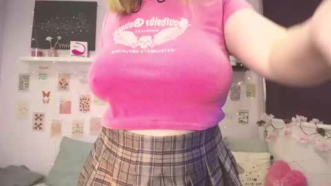 TESSA online show from February 2025 04:46:01 AM