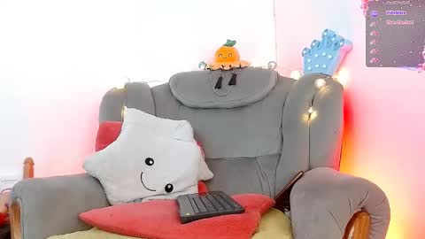 Snapshot of tevenwhiite chatting on January 2025 05:22:01 AM teven online show from January 2025 05:22:01 AM