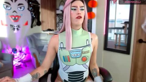 Snapshot of tevenwhiite chatting on October 2025 10:10:01 PM teven online show from October 2025 10:10:01 PM