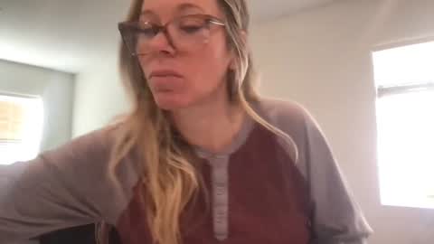 Daphne Summers online show from November 2025 03:44:02 PM