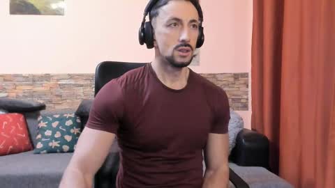 TexasHUNK online show from February 2025 09:04:02 AM