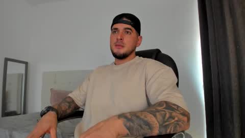 teylor creed online show from December 2025 06:47:02 PM