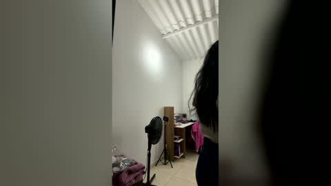 tezza smith online show from April 2026 11:57:02 AM