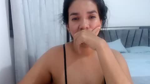 Snapshot of tezza_smith chatting on July 2026 11:42:02 PM tezza smith online show from July 2026 11:42:02 PM