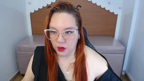 tezzaniut_t online show from April 2026 12:30:02 PM