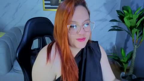 tezzaniut_t online show from April 2026 01:42:02 AM