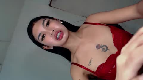 Luna online show from January 2025 04:04:01 AM