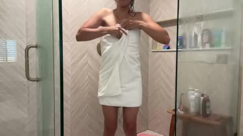 babygirlmami online show from November 2025 07:46:02 PM