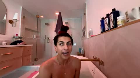 babygirlmami online show from February 2026 08:02:01 PM