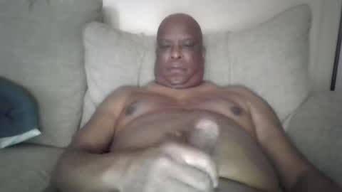 thadax197 online show from March 2026 01:18:01 PM