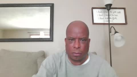 thadax197 online show from April 2026 05:07:01 PM