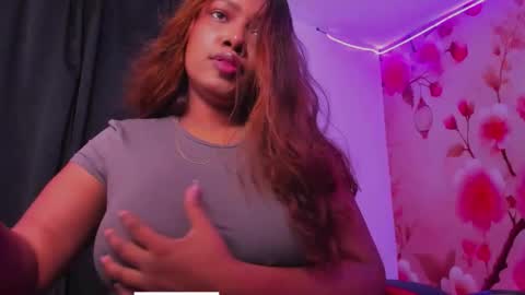 Andreina online show from October 2025 04:52:01 AM