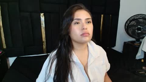 T H A I S  online show from April 2026 11:57:02 PM