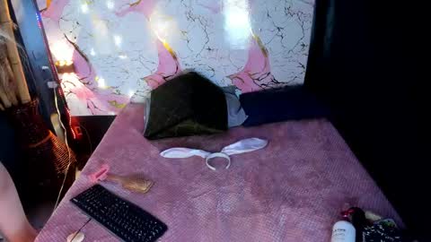       online show from June 2026 01:21:02 AM