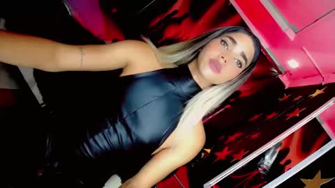 Snapshot of thalia_gil21 chatting on February 2025 05:02:01 AM Thalia Girl online show from February 2025 05:02:01 AM
