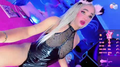 Snapshot of thalia_gil21 chatting on September 2025 07:24:02 PM Thalia Girl online show from September 2025 07:24:02 PM