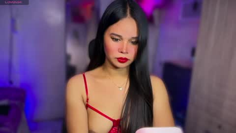 Snapshot of thalia_houston69 chatting on May 2026 07:12:01 PM Ms. Thalia online show from May 2026 07:12:01 PM