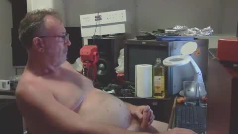 Snapshot of thang5545 chatting on February 2025 01:11:02 PM thang5545 online show from February 2025 01:11:02 PM