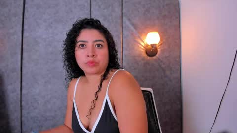 thara webstter online show from April 2026 11:57:02 AM