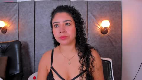 thara webstter online show from May 2026 11:42:02 AM