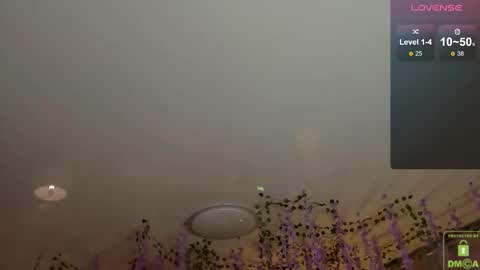 Your Eva online show from November 2025 06:06:02 AM