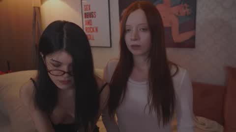 EllaLyn online show from January 2026 06:53:02 PM