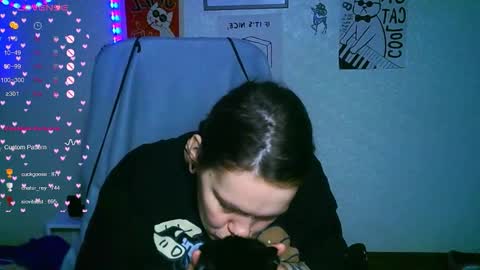 the_ice_owl online show from November 2025 01:55:02 PM