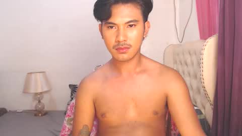 Snapshot of the_killian_jones chatting on February 2025 12:08:02 AM ken online show from February 2025 12:08:02 AM