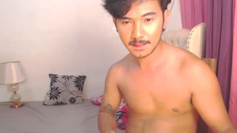 Snapshot of the_killian_jones chatting on February 2025 05:26:01 AM ken online show from February 2025 05:26:01 AM