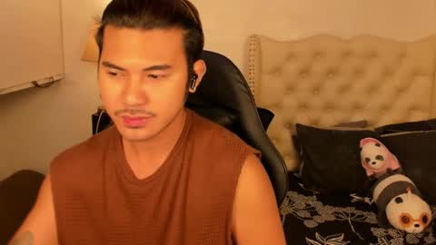 Snapshot of the_killian_jones chatting on September 2025 05:45:01 PM ken online show from September 2025 05:45:01 PM