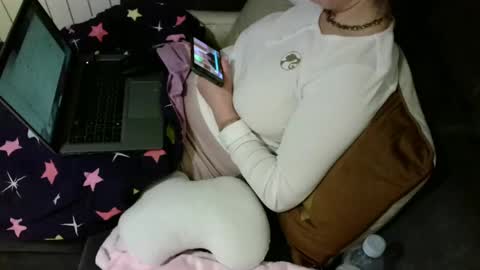 Stephan 34  Cassandra 25 online show from April 2026 08:47:01 PM