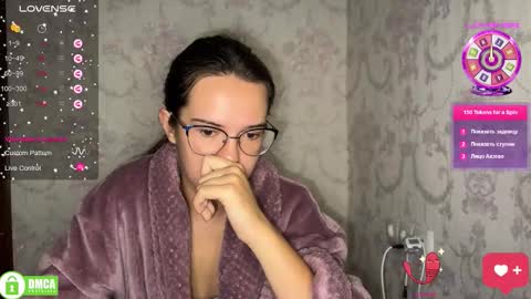 Alice online show from September 2025 04:01:02 PM