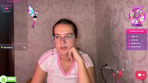 Alice online show from October 2025 03:27:01 PM