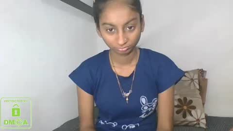 Snapshot of the_right_girl chatting on February 2025 11:31:02 AM Suzan Sexy online show from February 2025 11:31:02 AM