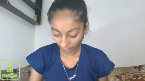 Snapshot of the_right_girl chatting on February 2025 06:21:01 AM Suzan Sexy online show from February 2025 06:21:01 AM