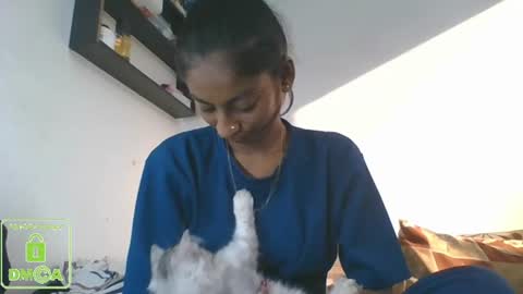 Snapshot of the_right_girl chatting on March 2025 02:54:01 AM Suzan Sexy online show from March 2025 02:54:01 AM