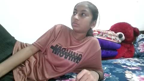 Snapshot of the_right_girl chatting on October 2025 07:02:02 PM Suzan Sexy online show from October 2025 07:02:02 PM