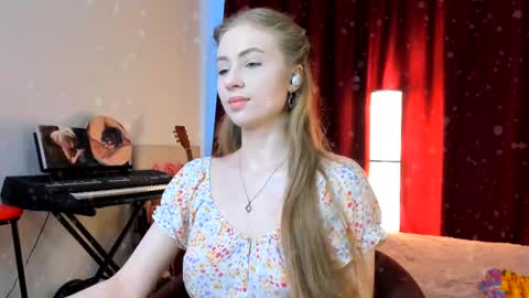 Ally    STREAMING ON TWITCH NOW Check my Twitter for updates online show from February 2025 10:04:02 AM