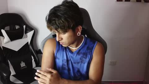 Danny online show from April 2026 04:43:01 AM