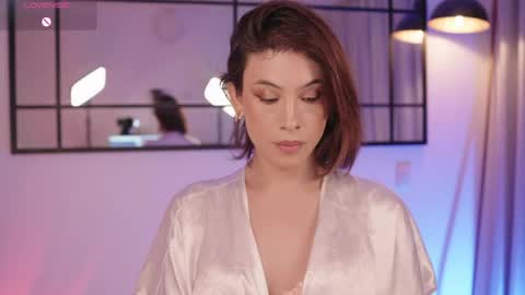 Snapshot of thea_ome chatting on May 2026 10:50:03 PM Thea online show from May 2026 10:50:03 PM