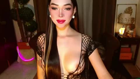 thea_whong online show from April 2026 01:41:02 AM