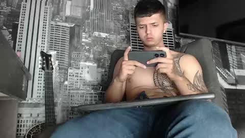 Miguel Angel online show from December 2024 08:05:01 AM