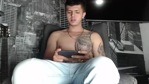 Miguel Angel online show from December 2024 11:45:01 AM