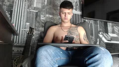 Miguel Angel online show from December 2024 10:45:02 AM