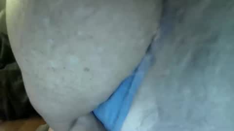 Snapshot of thearcticmilf chatting on June 2026 07:50:02 AM The Arctic Milf online show from June 2026 07:50:02 AM