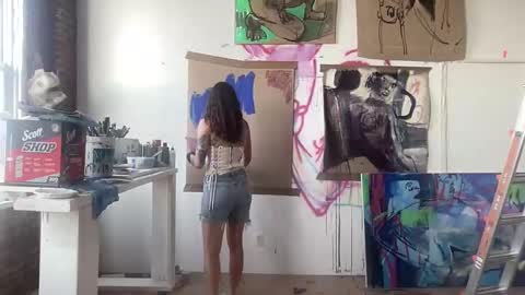 Arabella online show from April 2026 10:26:02 PM