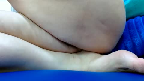 Snapshot of thebestpussyhairy chatting on February 2025 08:42:02 AM Karla online show from February 2025 08:42:02 AM