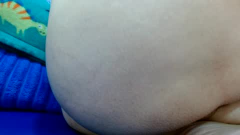 Snapshot of thebestpussyhairy chatting on March 2025 09:25:02 AM Karla online show from March 2025 09:25:02 AM