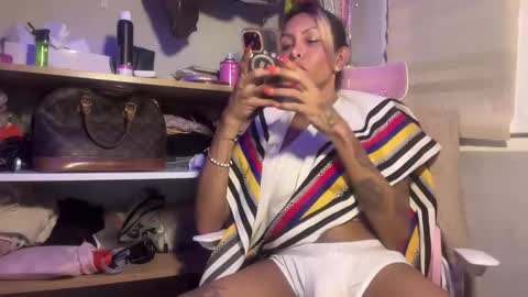 Snapshot of thecontcobracock24cm chatting on December 2024 06:47:01 AM thecontcobracock24cm online show from December 2024 06:47:01 AM