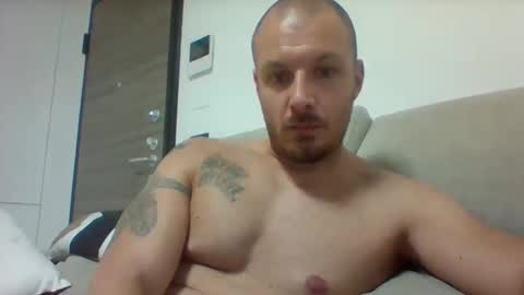 Snapshot of thecrazypenis chatting on September 2025 06:20:02 PM Italian Cock online show from September 2025 06:20:02 PM
